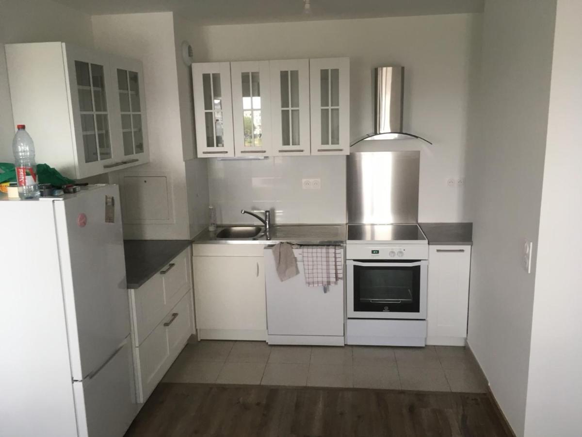 3 Room Flat In Parklane - 1,5Km Disney Serris Exterior photo